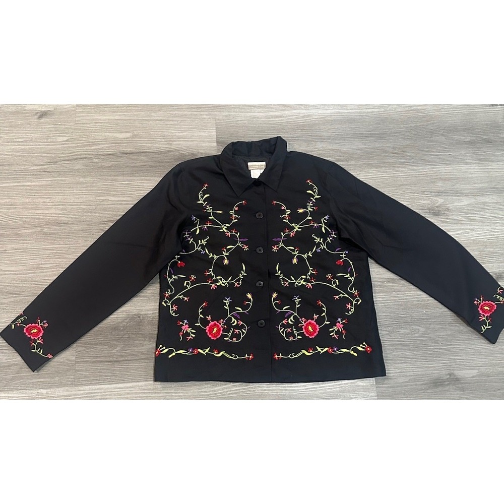 coldwater creek Black Floral Embroidered  Silk Size‎ L Button Up